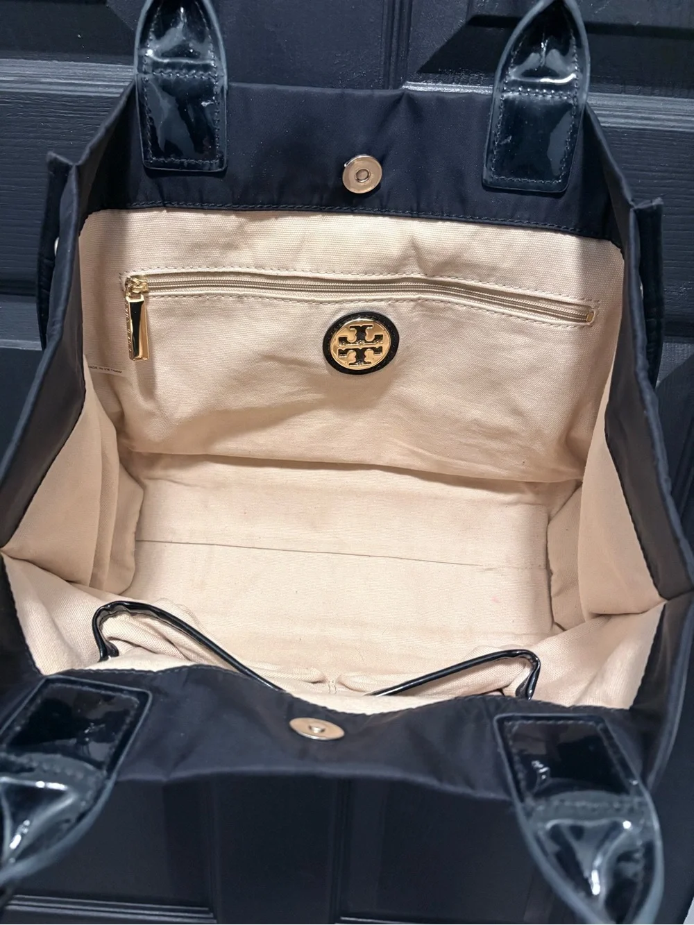 🖤 TORY BURCH Black Small Ella Nylon Tote with Patent Logo & tan interior
